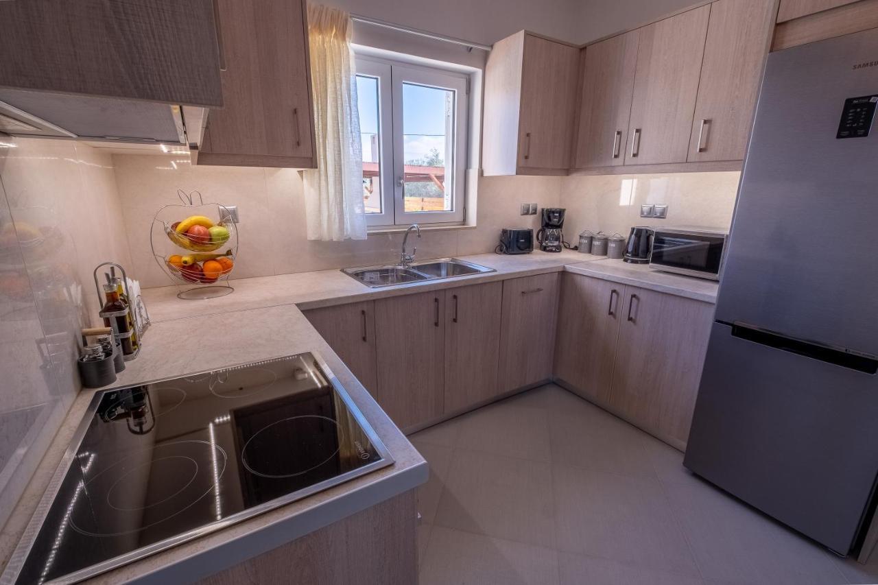 Prinos Oasis Twin Villas I Buitenkant foto