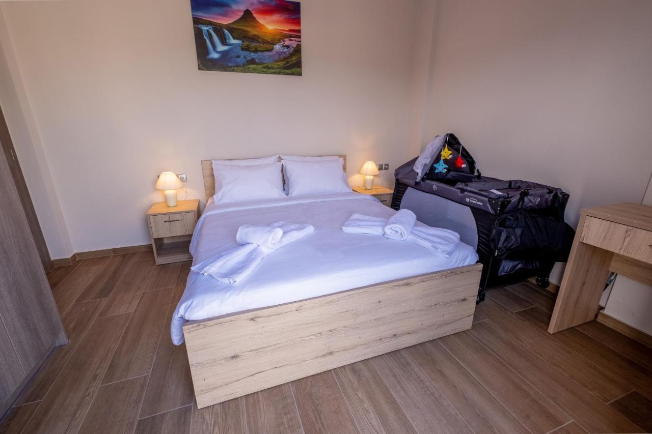 Prinos Oasis Twin Villas I Buitenkant foto